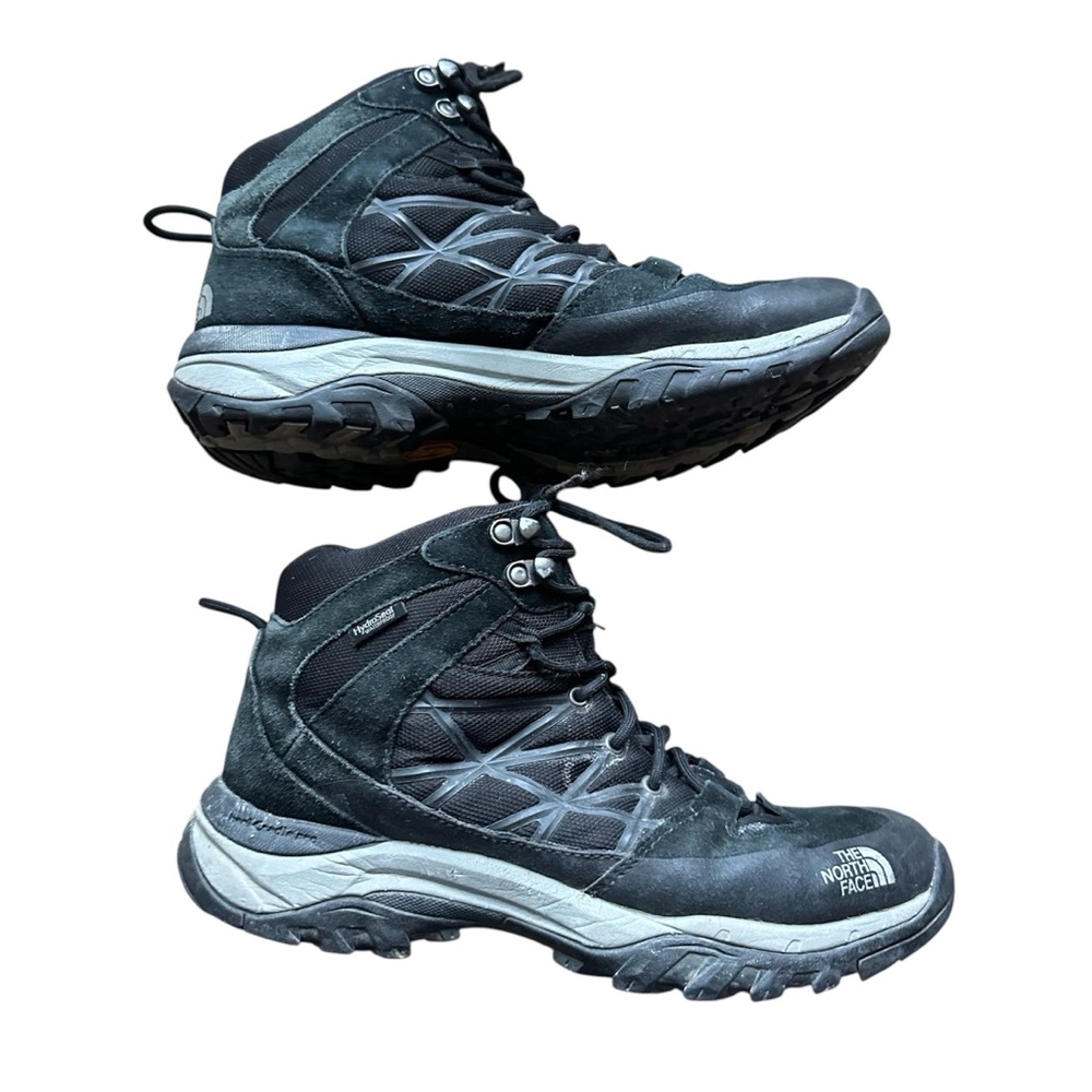North Face men’s 8 storm mid WP hiking boots black suede lace up shoe outdoors